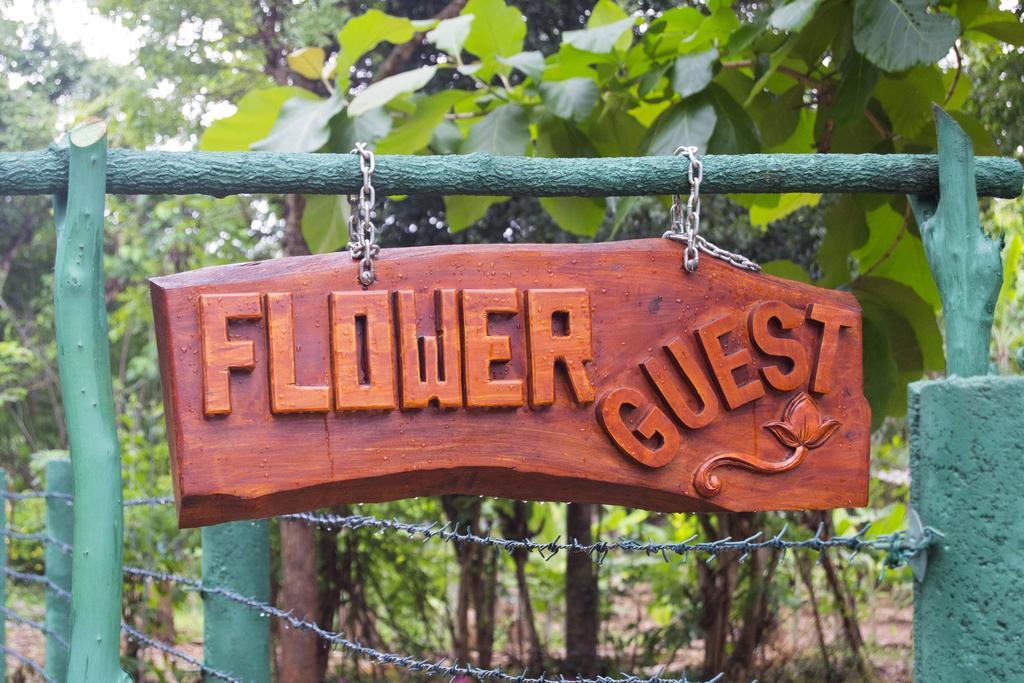 Sigiriya Flower Guest Exterior foto